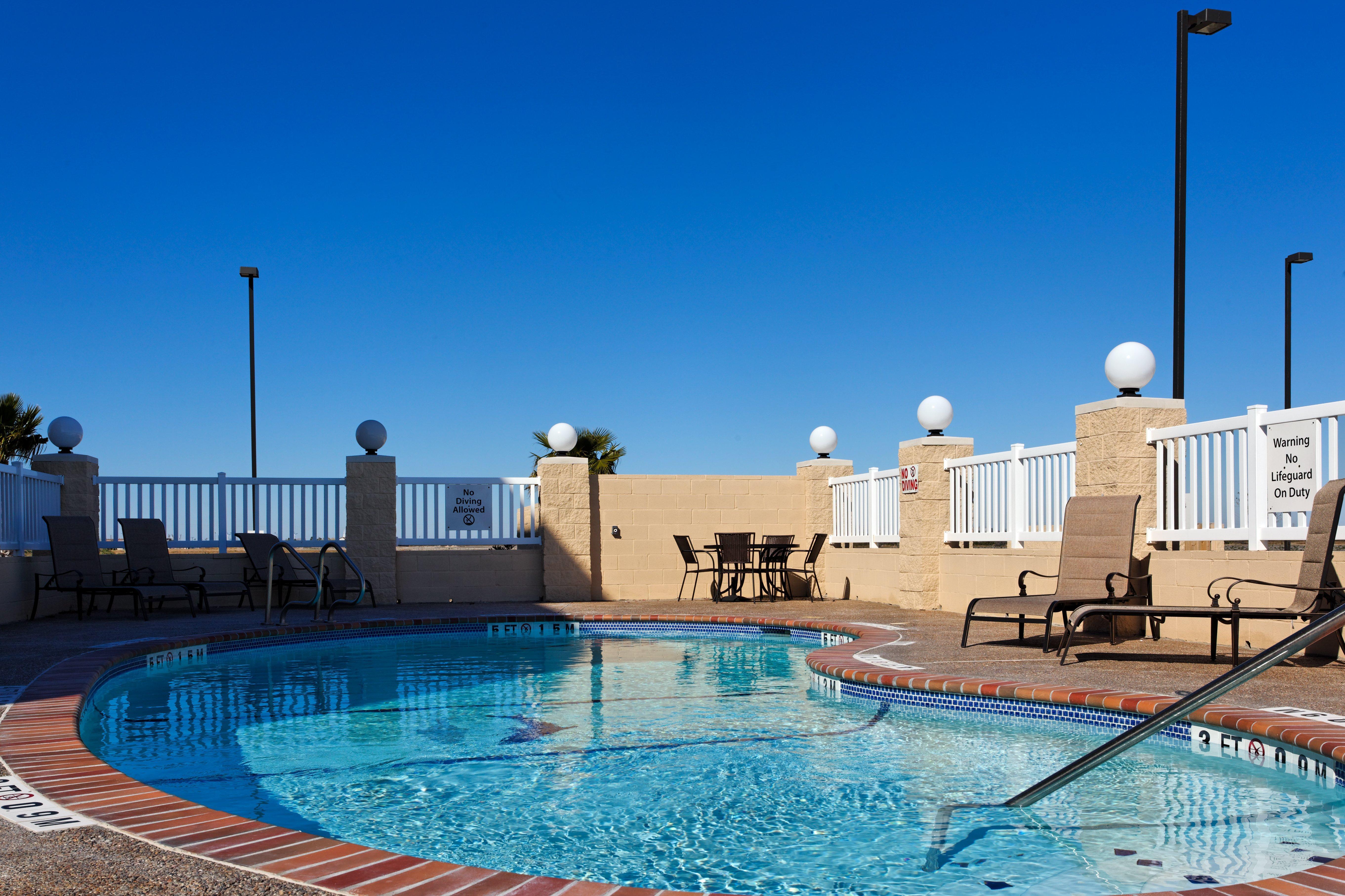 Holiday Inn Express & Suites Corpus Christi-Portland, An Ihg Hotel Extérieur photo